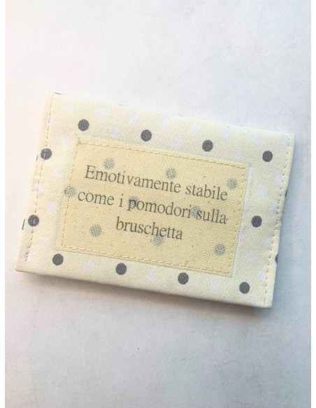 Portacarte - EMOTIVAMENTE STABILE COME I POMODORI SULLA BRUSCHETTA - giallo