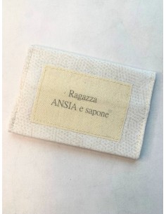 Portacarte - RAGAZZA ANSIA E SAPONE - bianco