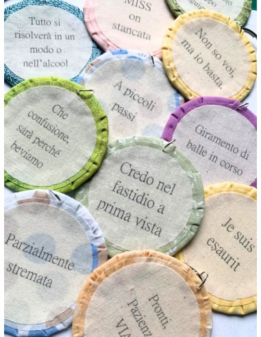 Ciondolo artigianale "O mi sveglio presto o mi...