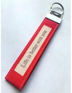 Portachiavi artigianale "Life is better with you" - Esclusivo accessorio in stoffa rossa