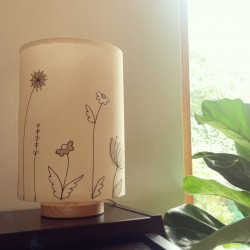 Lampada con giardino fiorito, diametro 20 cm